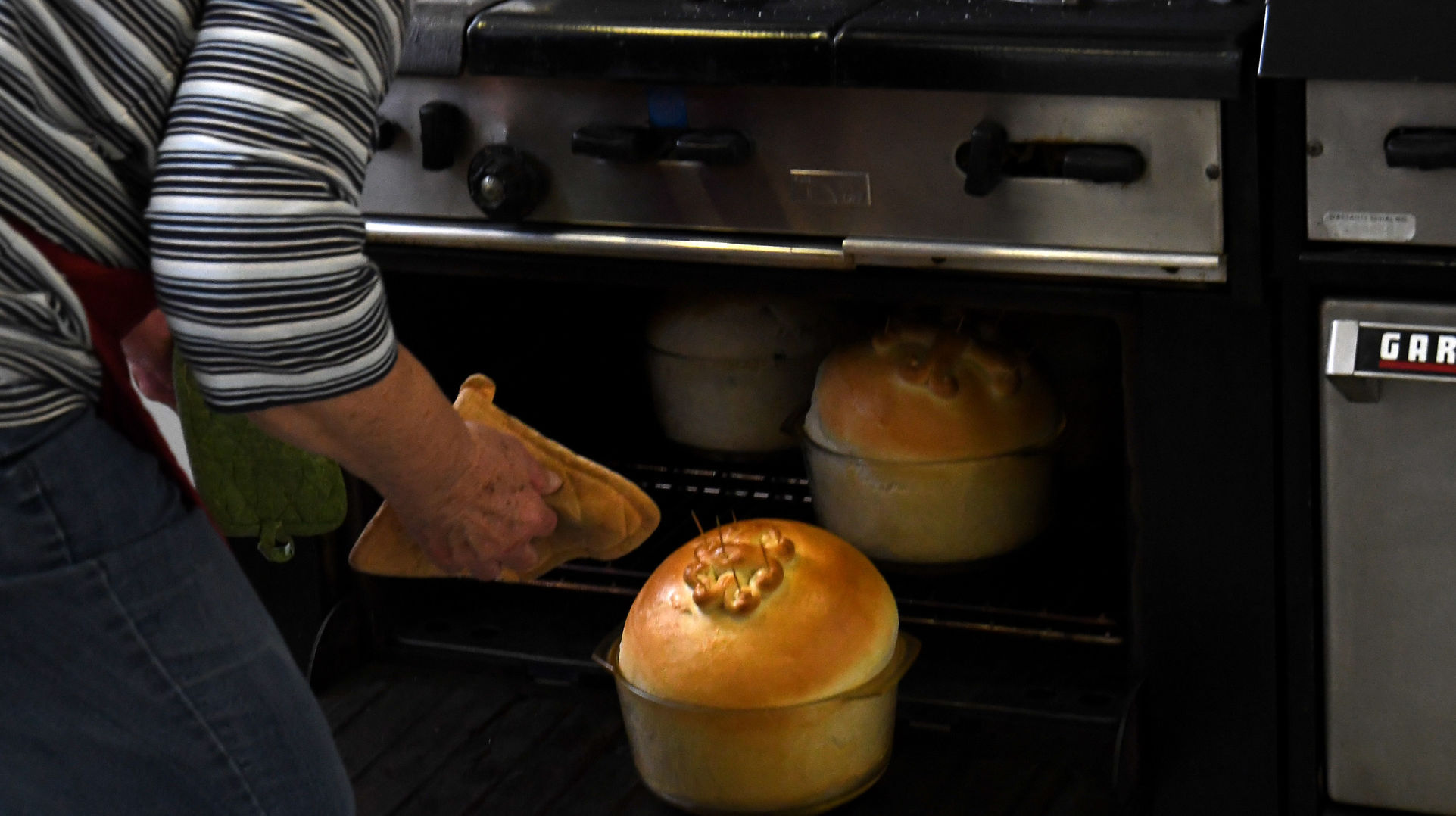 Paska Bread 7.JPG